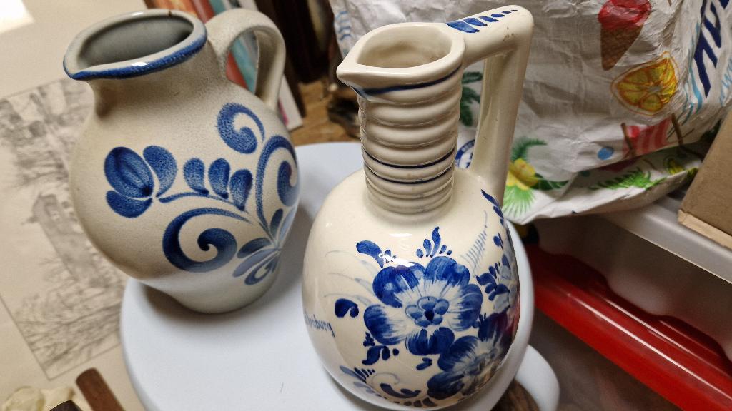 2 oude brocante kruiken, Antiek en Kunst, Curiosa en Brocante, Ophalen of Verzenden