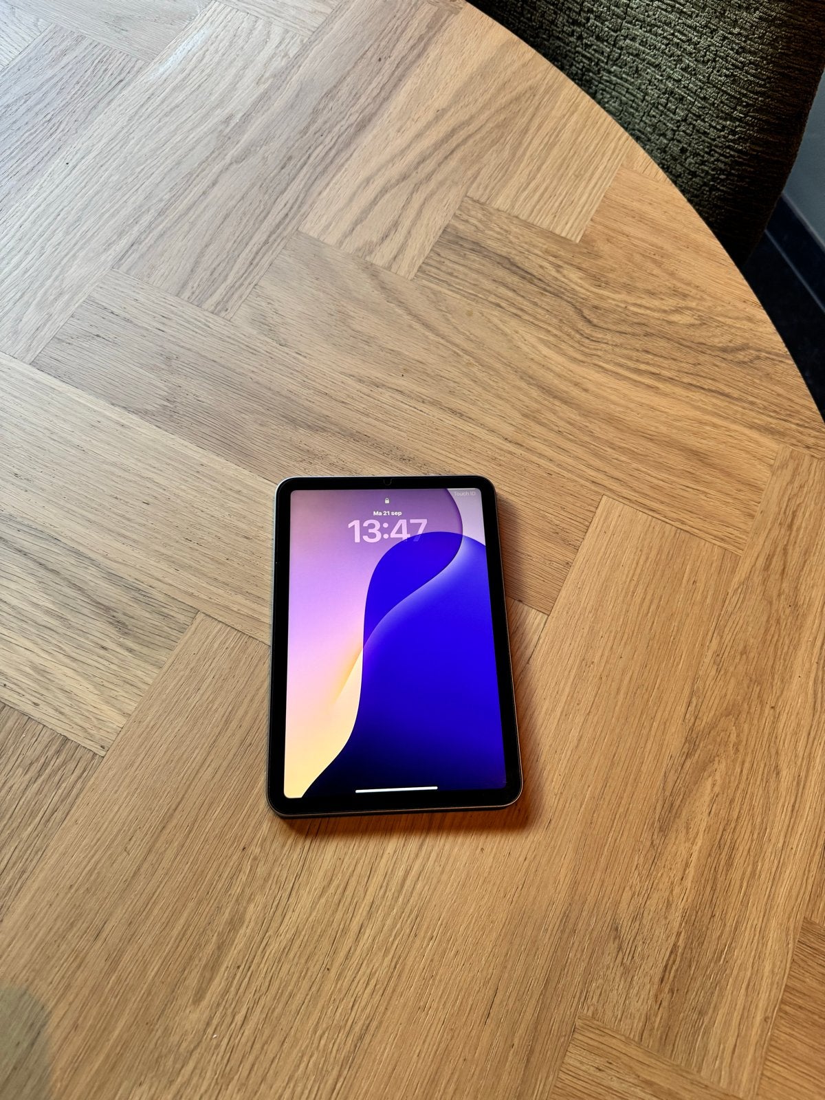 Apple iPad Mini 7 256GB (A17 Pro) - Zo goed als nieuw