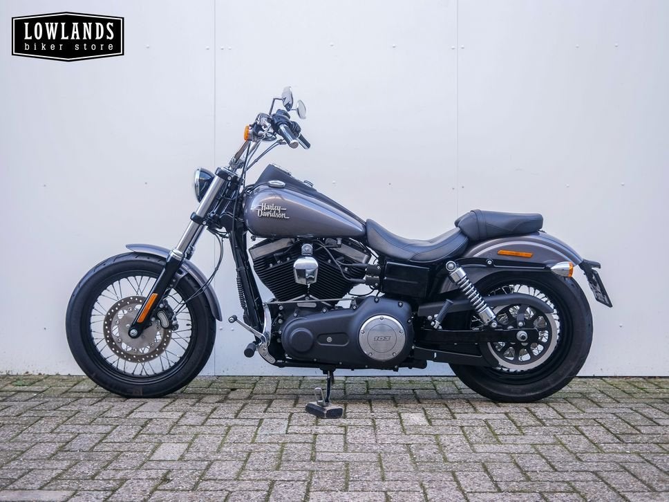 HARLEY-DAVIDSON STREET BOB FXDB (bj 2015), 2 cilinders, 1690 cc, HARLEY-DAVIDSON, Bedrijf