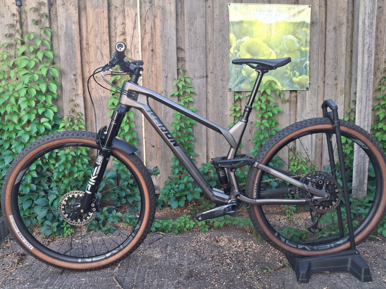 Radon Skeen Trail 10.O Carbon maat M, Fietsen en Brommers, Fietsen | Mountainbikes en ATB, Fully, 49 tot 53 cm, Zo goed als nieuw