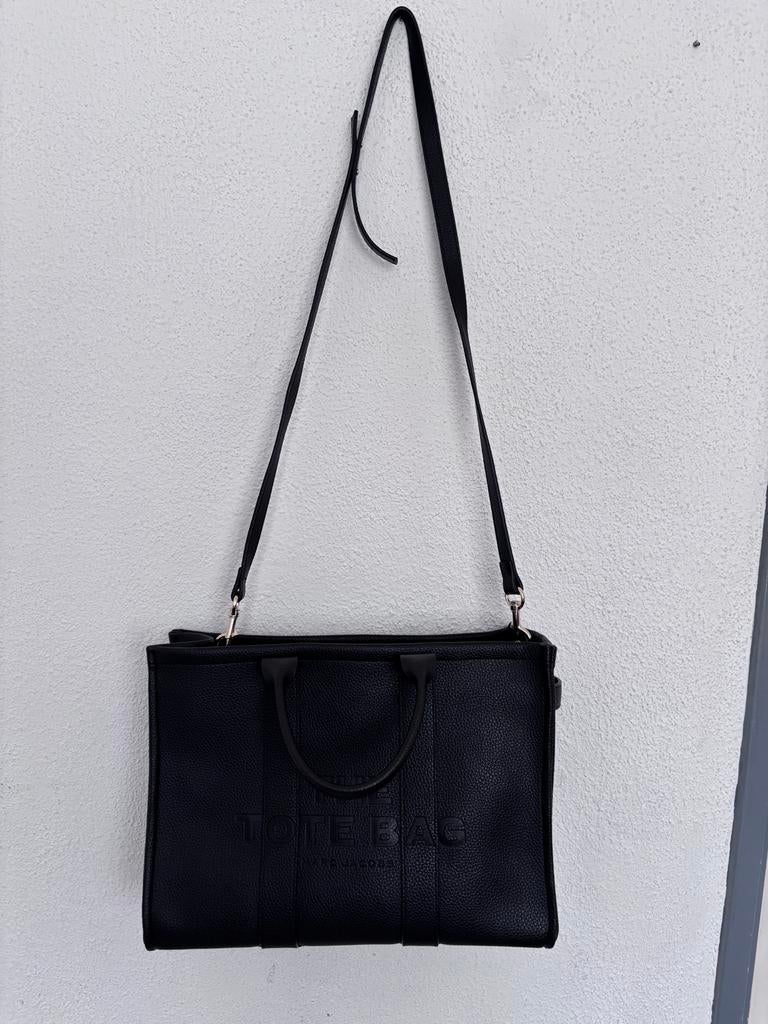 Marc Jacobs The Tote Bag Zwart - Zo goed als nieuw, Sieraden, Tassen en Uiterlijk, Tassen | Damestassen, Ophalen of Verzenden