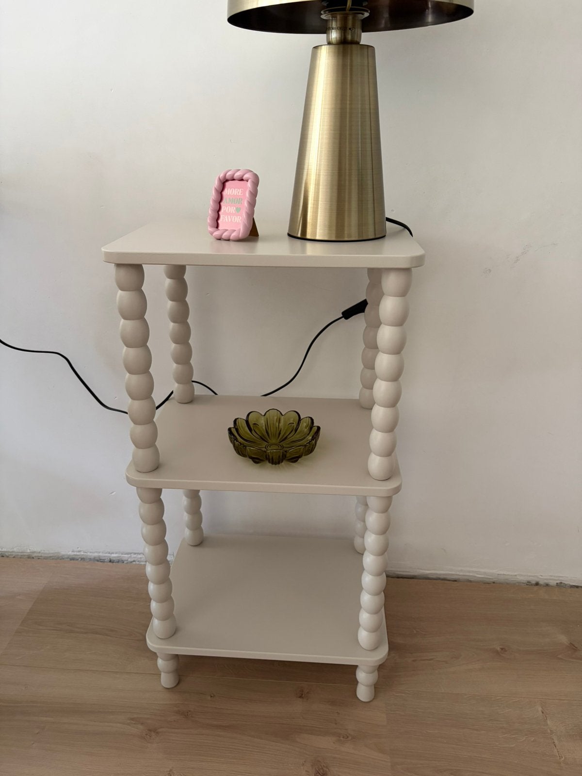 Greige sidetable, Ophalen, 100 tot 150 cm, Nieuw, 25 tot 50 cm