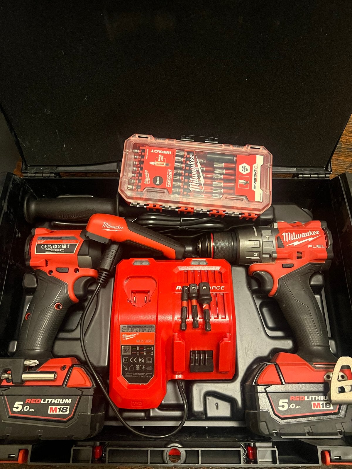 Milwaukee M18 FUEL Boor- en Schroefmachine Set, Doe-het-zelf en Verbouw, Gereedschap | Boormachines, Ophalen, 600 watt of meer