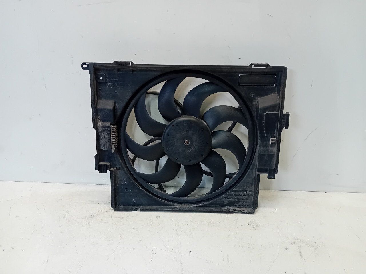 Koelventilator BMW 1 serie, Onderdelen@venauto.nl, Van der Ven Autorecycling B.V., Gebruikt, Ettenseweg 76, 4706 PB Roosendaal, The Netherlands