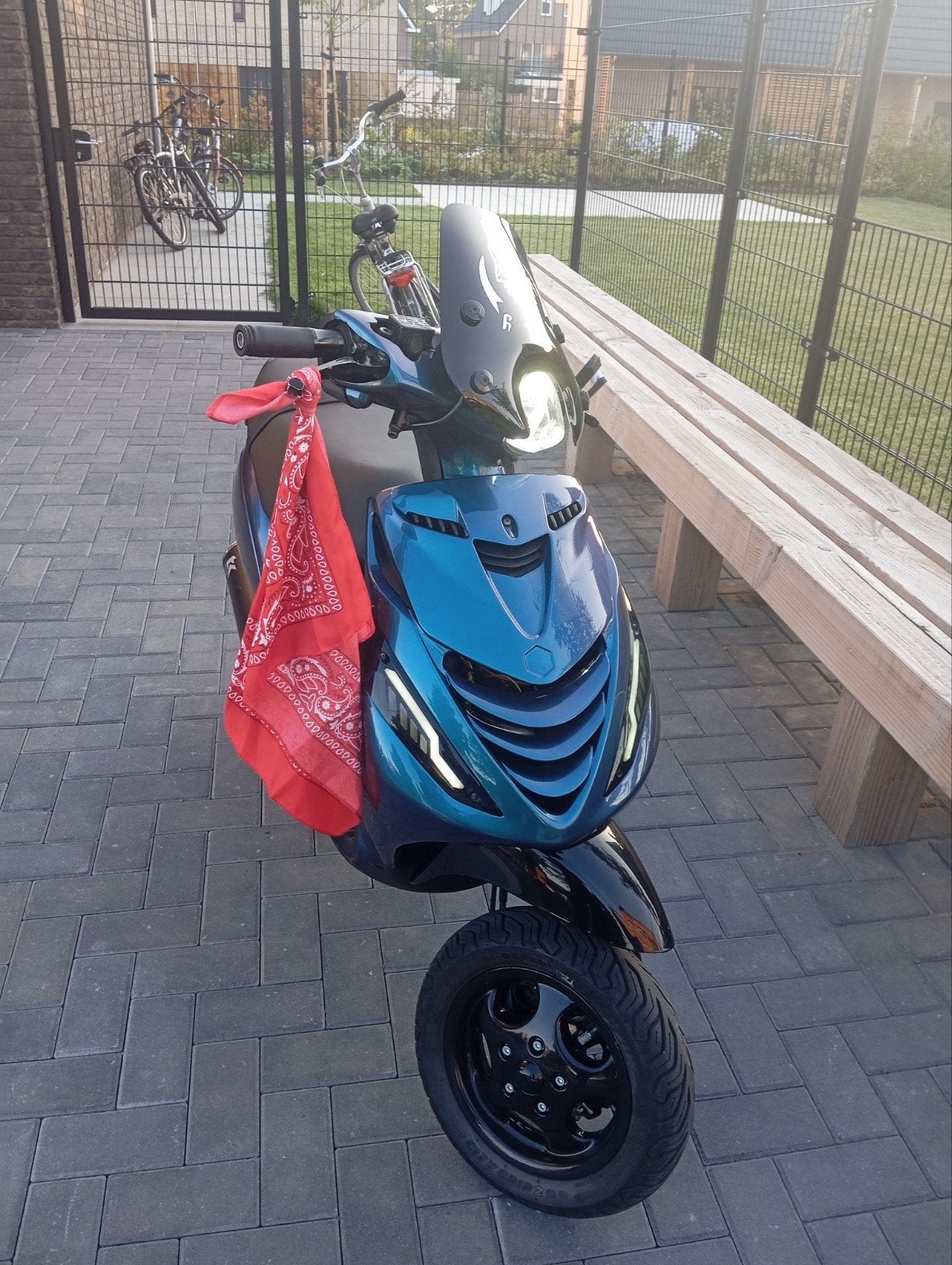 80cc Malossi Zip met Sp Voorvork, Ophalen, Maximaal 45 km/u, Zip, Zo goed als nieuw