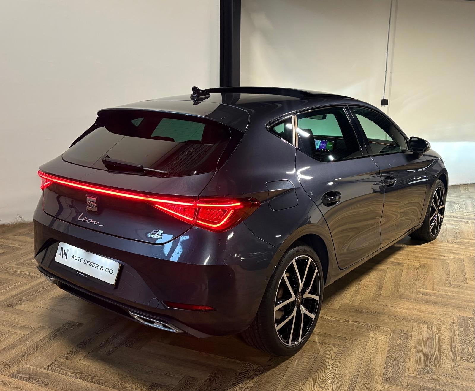 SEAT León