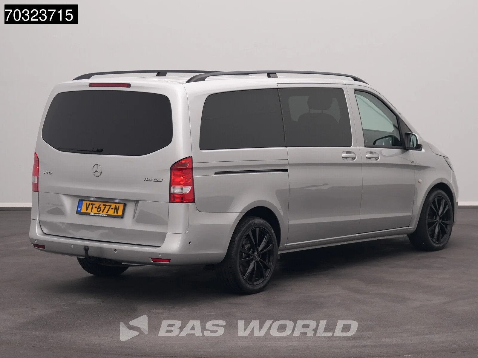 Mercedes Vito 114 Automaat Dubbel Cabine L2H1 Trekhaak Airco, Auto's, Automaat, Euro 5, Gebruikt, 4 cilinders