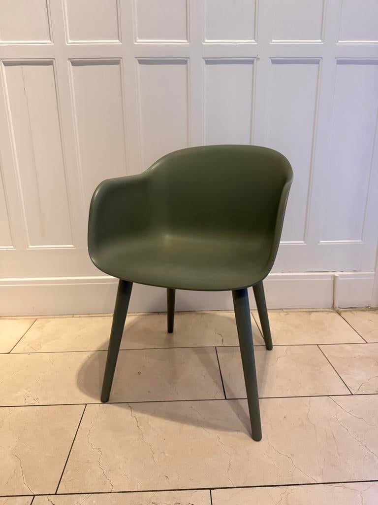 6x muuto eetkamerstoel, Huis en Inrichting, Stoelen, Overige kleuren, Zo goed als nieuw, Vijf, Zes of meer stoelen, Ophalen
