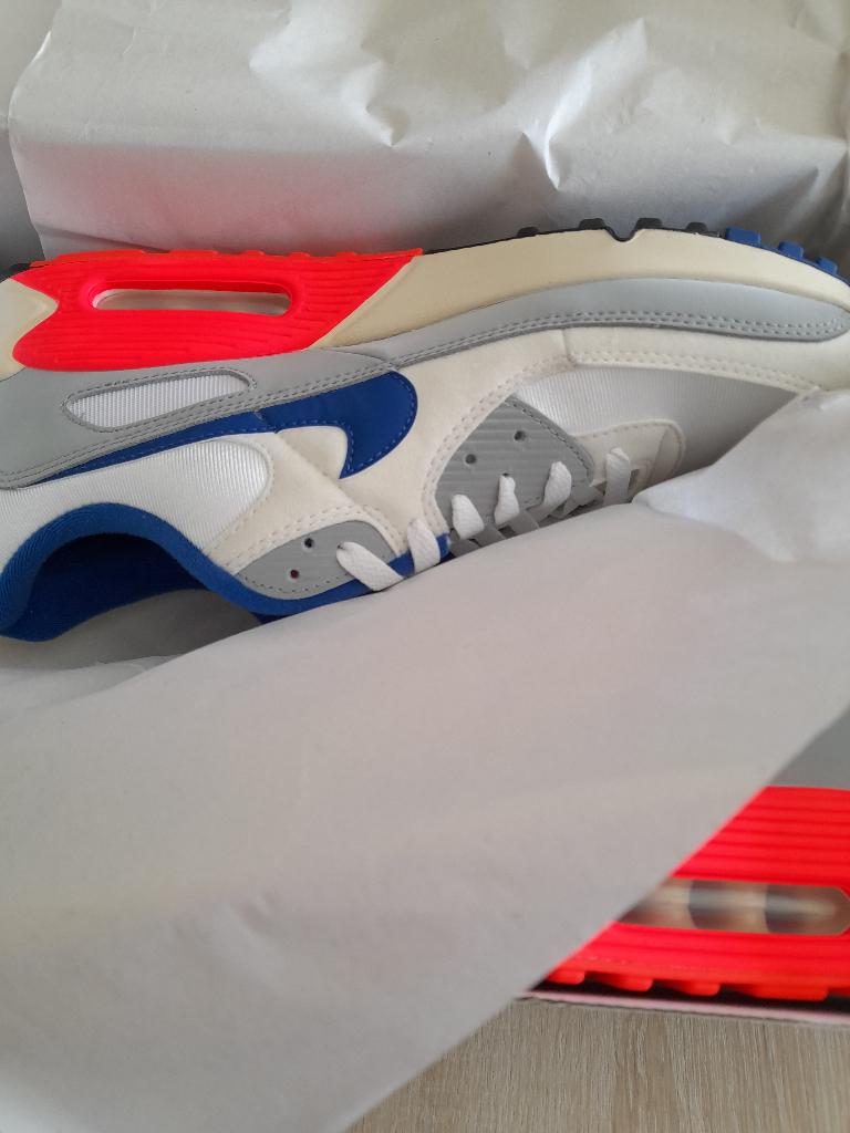 NIKE AIR MAX 90 ULTRAMARINE MAAT 46, Kleding | Heren, Schoenen, Overige kleuren, Nike, Nieuw, Ophalen of Verzenden