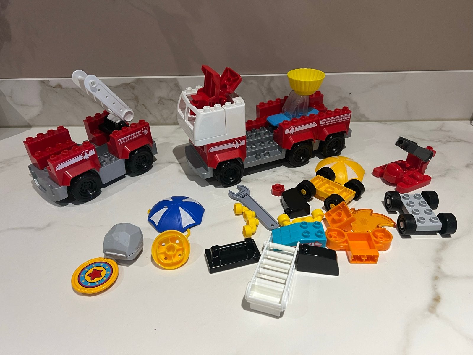Mega Bloks / Duplo Bouwblokken paw patrol brandweerwagen, Ophalen of Verzenden, Zo goed als nieuw, Megabloks