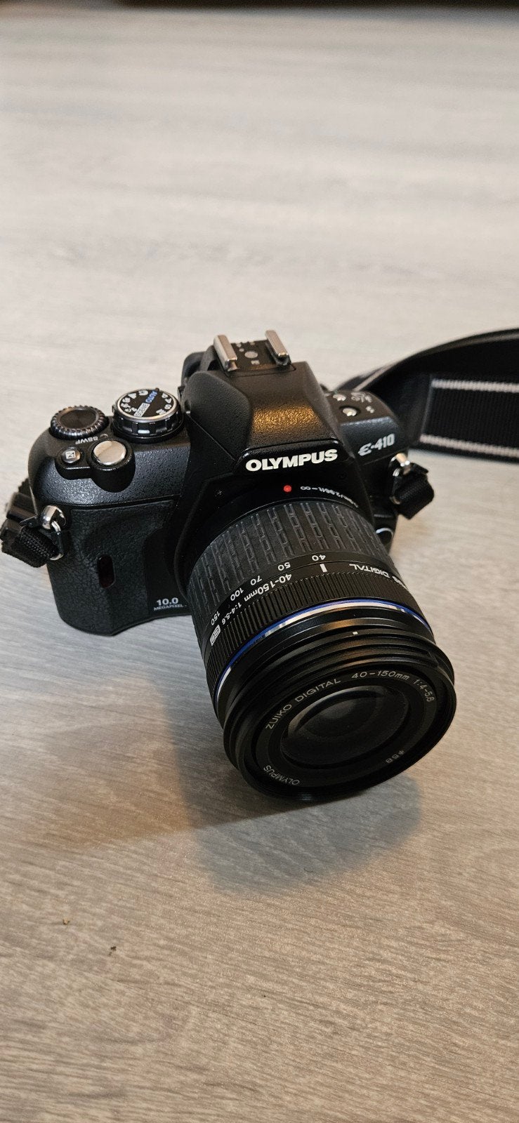 Olympus E-410 Spiegelreflexcamera met 2 lenzen en tas, Ingebouwde flitser, Gebruikt, Spiegelreflex, Accu