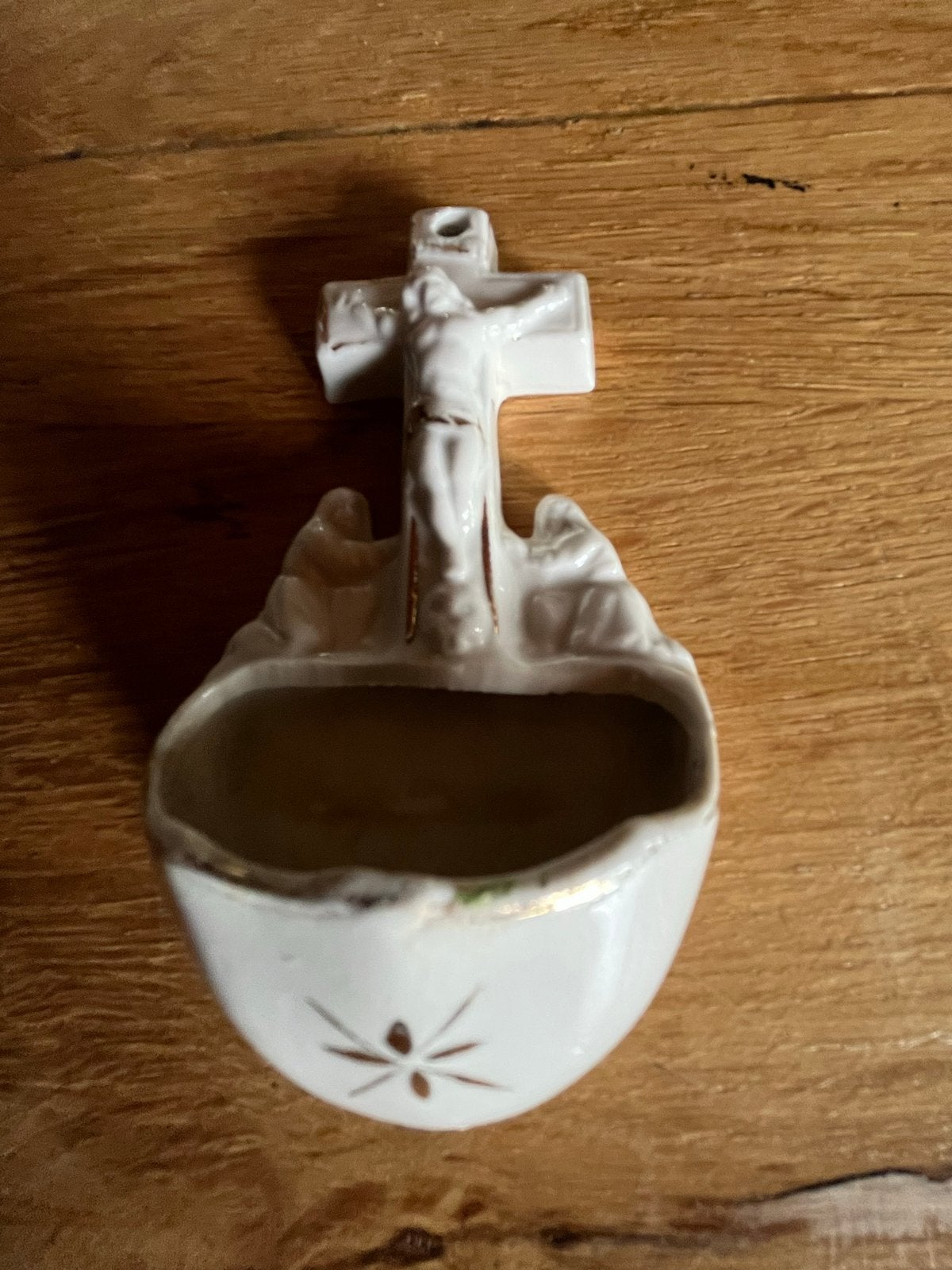 Antiek wijwatervaatje met Christus aan het kruis, Antiek en Kunst, Ophalen