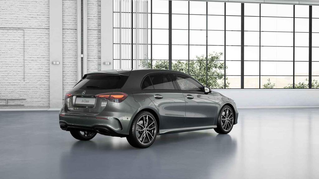Mercedes-Benz A-Klasse 250e Business Solution AMG | Night |, Auto's, 4 cilinders, 163 pk, Plug-in hybride, Nieuw