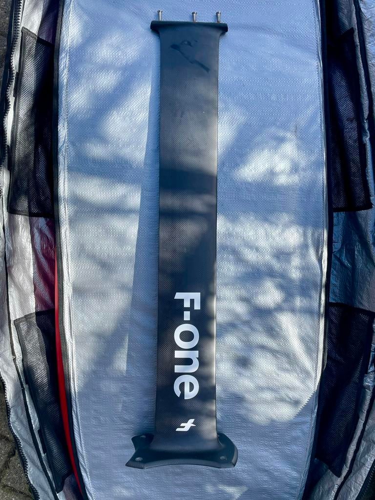 F-One Carbon Mast 85cm 16 - Als nieuw, Watersport en Boten, Wingsurfen, Ophalen of Verzenden, Zo goed als nieuw, Wingsurf-hydrofoil