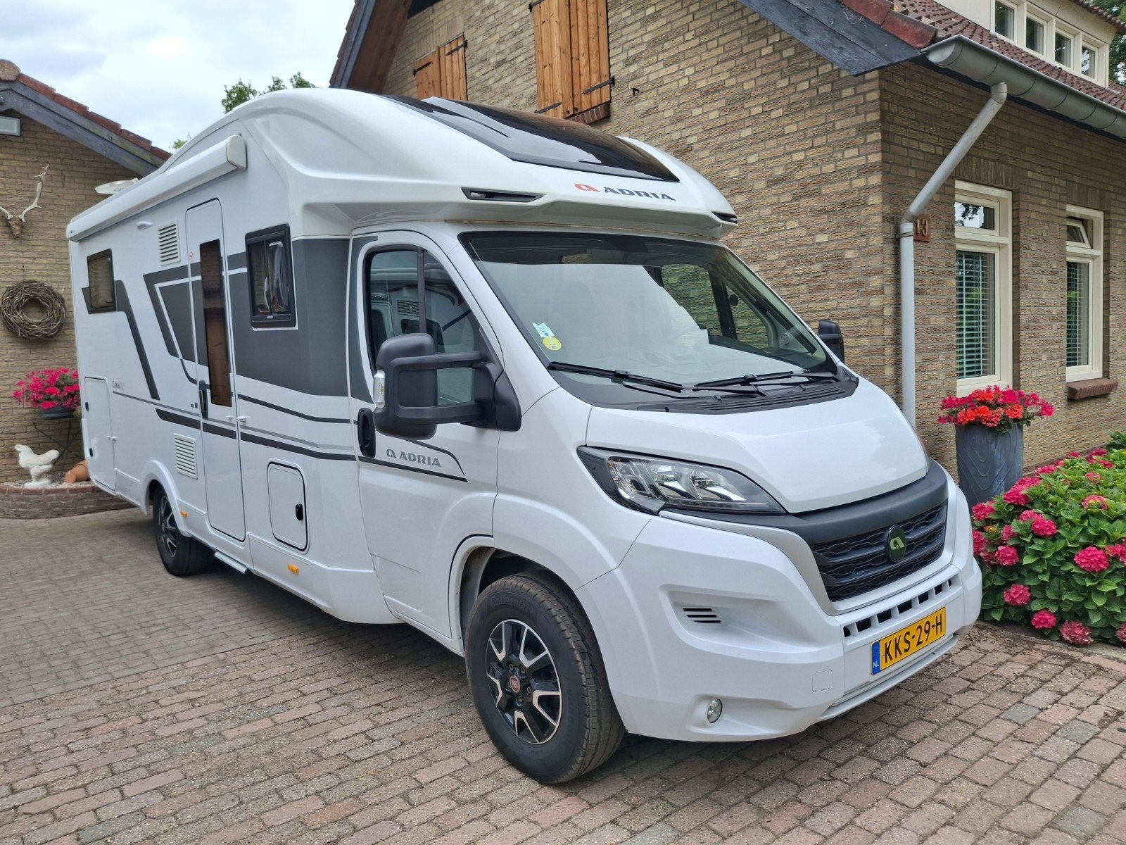 "IN NIEUWSTAAT ADRIA 2023 QUEENSBED", Caravans en Kamperen, Campers, Ringverwarming, Fiat, Bedrijf, Adria