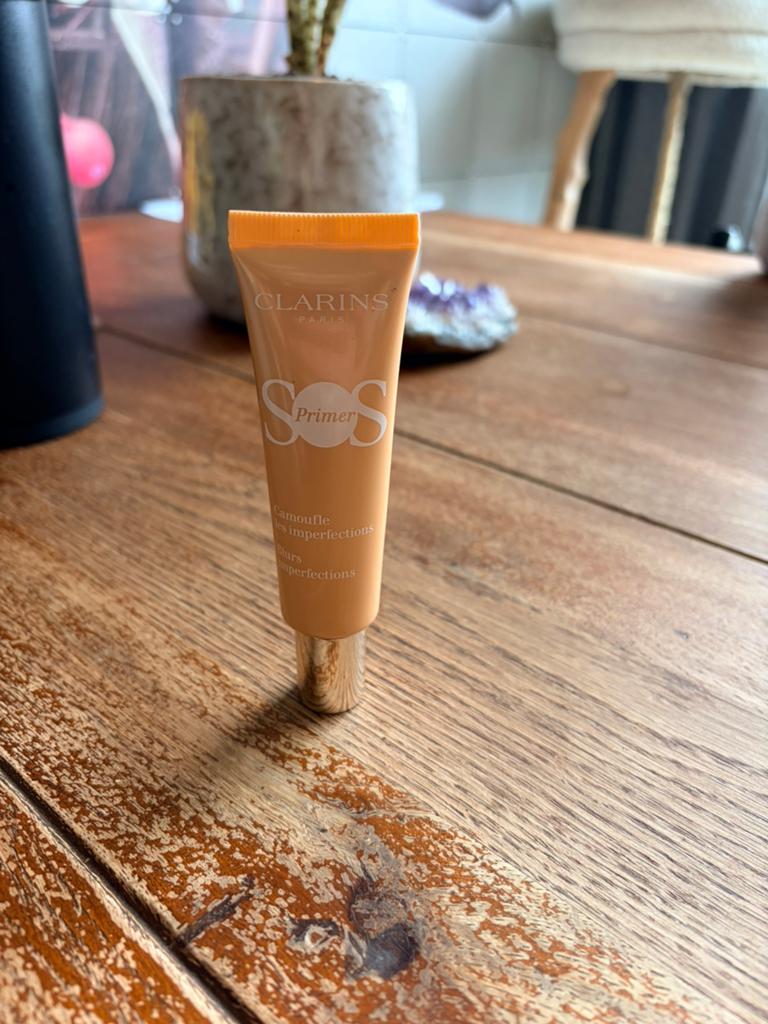 Clarins Primer Peach, Ophalen of Verzenden, Zo goed als nieuw, Gehele gezicht