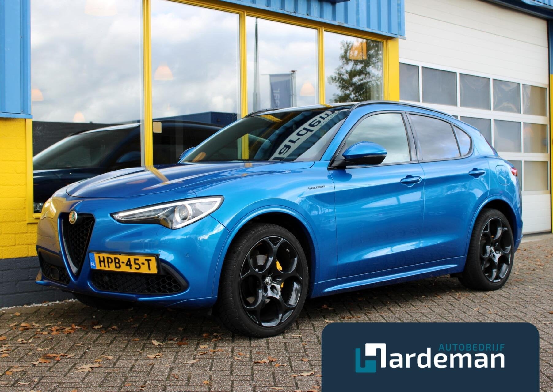 Alfa Romeo Stelvio 2.0 T AWD Veloce Panorama Trekhaak, Auto's, Automaat, Met garantie (alle), Leder, Bedrijf
