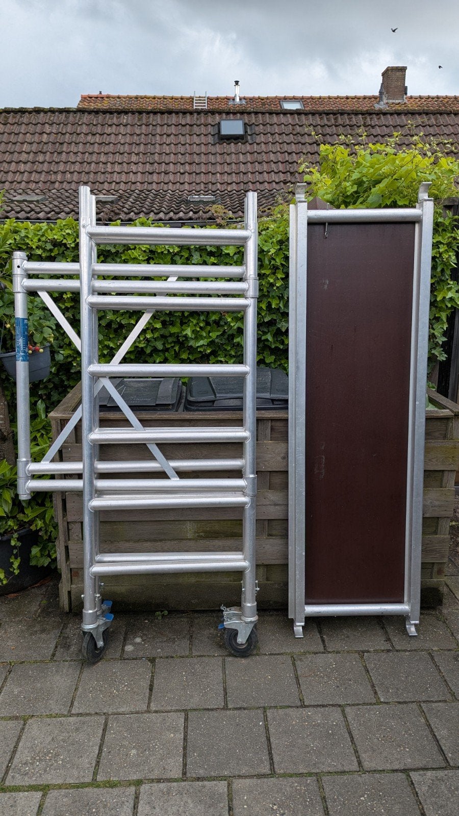 Zeer nette ASC kamersteiger vouwsteiger, Doe-het-zelf en Verbouw, Ophalen, Zo goed als nieuw, Rolsteiger of Kamersteiger, Minder dan 2 meter
