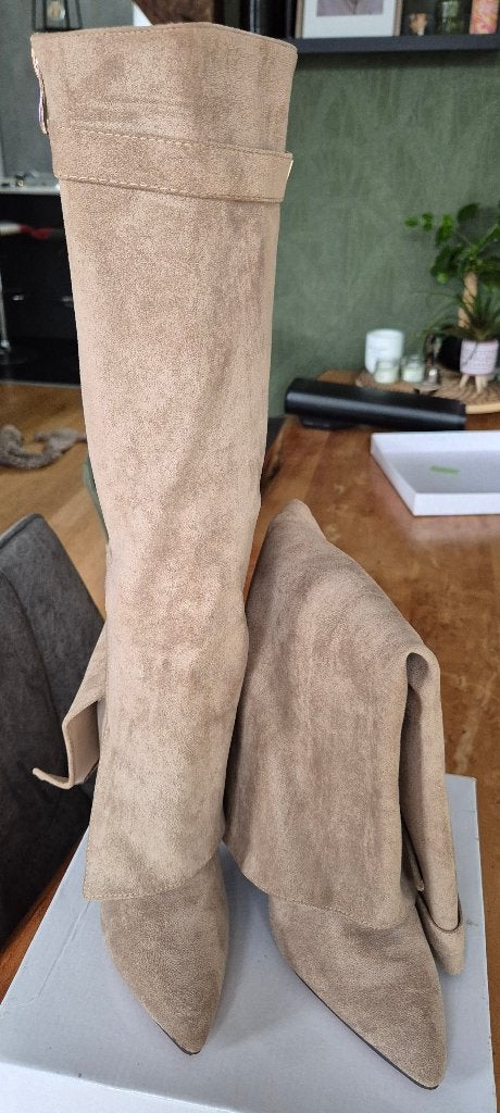 Joalice suède look laarzen - maat 38, Hoge laarzen, Beige, Nieuw, Ophalen of Verzenden