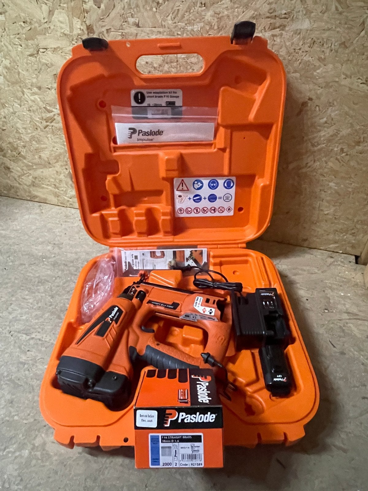 Paslode tacker lithium IM65 F16, Ophalen of Verzenden, Nieuw