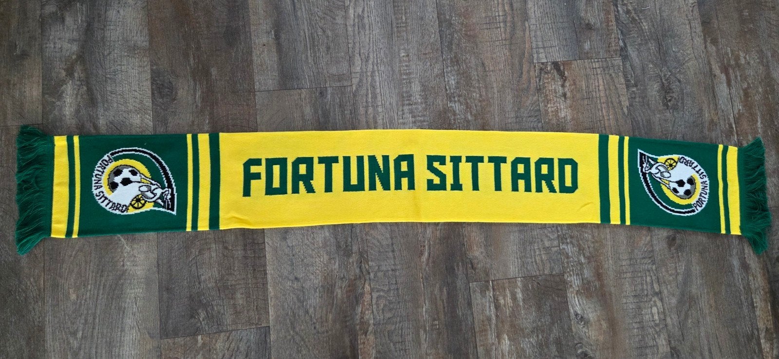 Sjaal Fortuna Sittard, Ophalen of Verzenden, Zo goed als nieuw, Overige binnenlandse clubs, Vaantje of Sjaal