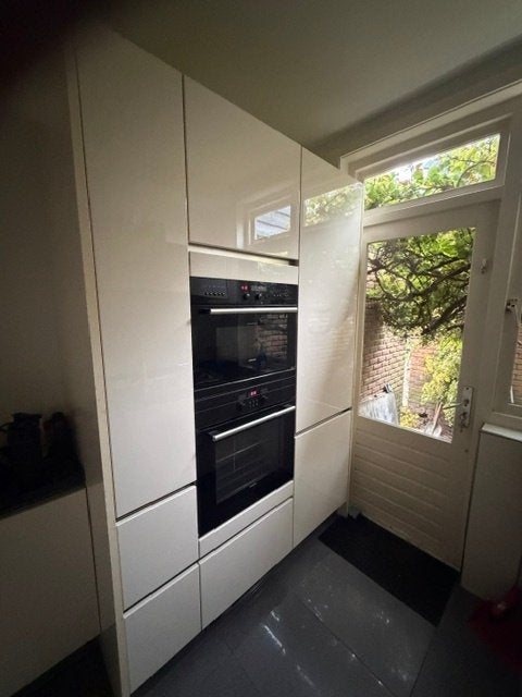 Häcke/systemat greeploze keuken, Huis en Inrichting, Keuken | Complete keukens, Ophalen, Gebruikt, Overige typen, Graniet of Steen
