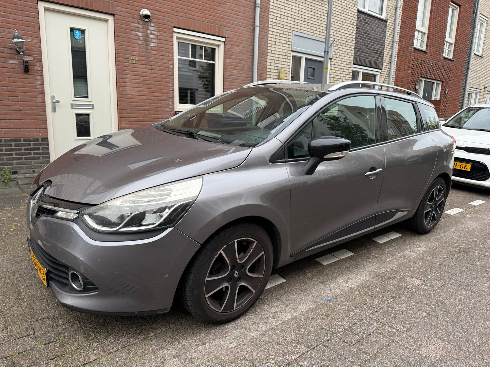 Renault Clio 1.5 DCI - 2013, Auto's, Voorwielaandrijving, 4 cilinders, 1096 kg, Origineel Nederlands