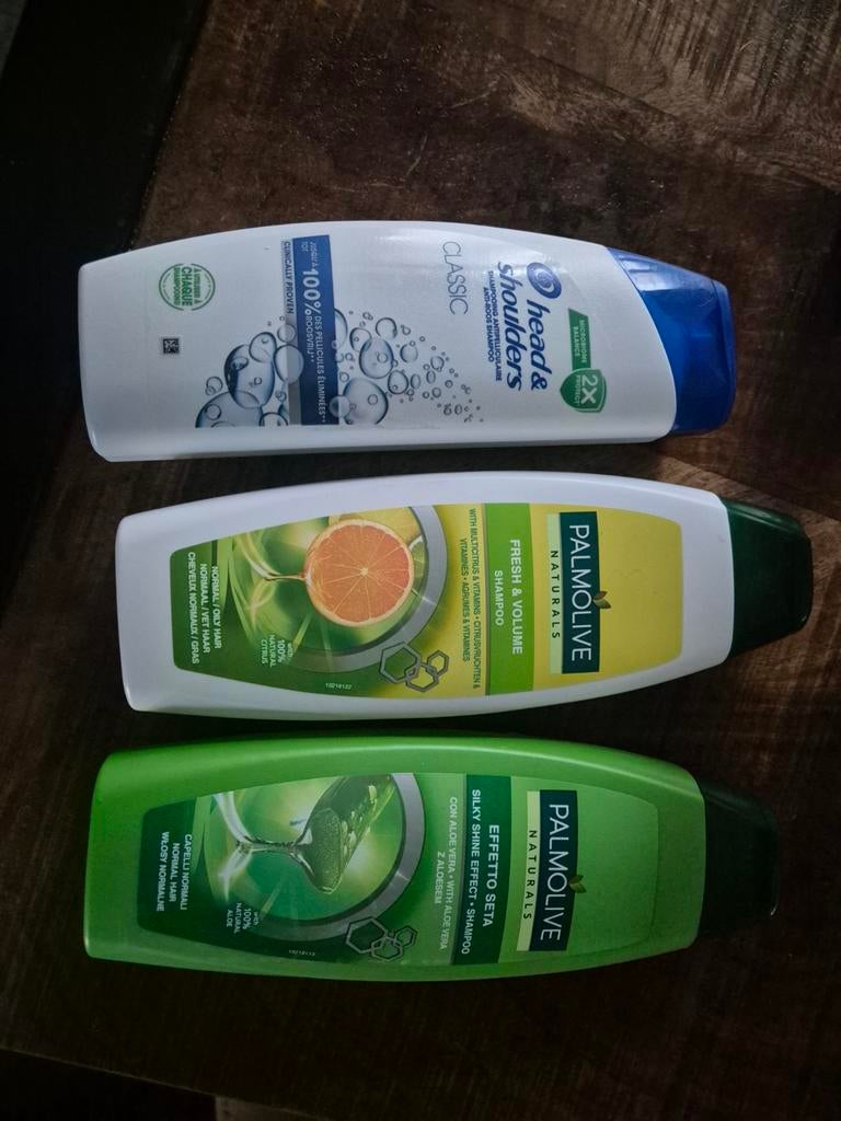 Shampoo, Sieraden, Tassen en Uiterlijk, Uiterlijk | Haarverzorging, Ophalen of Verzenden, Nieuw, Shampoo of Conditioner