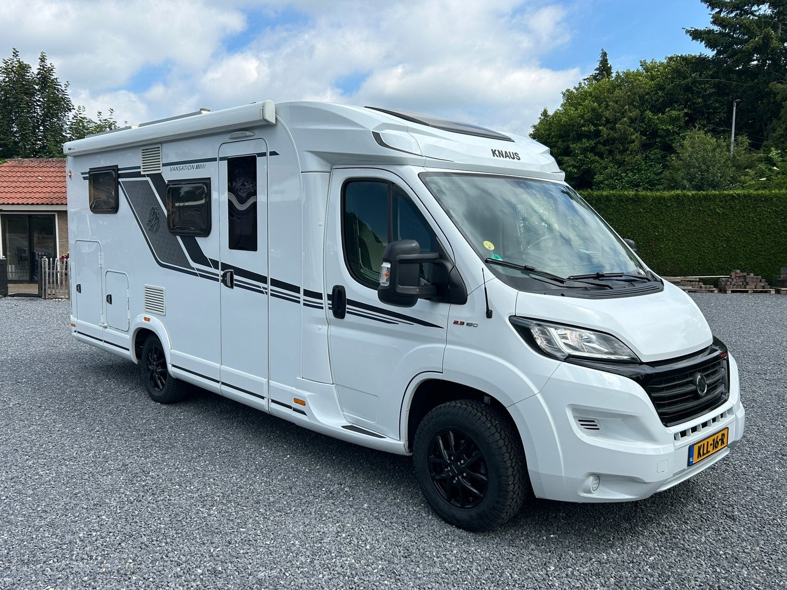 Caravans And Camping Knaus