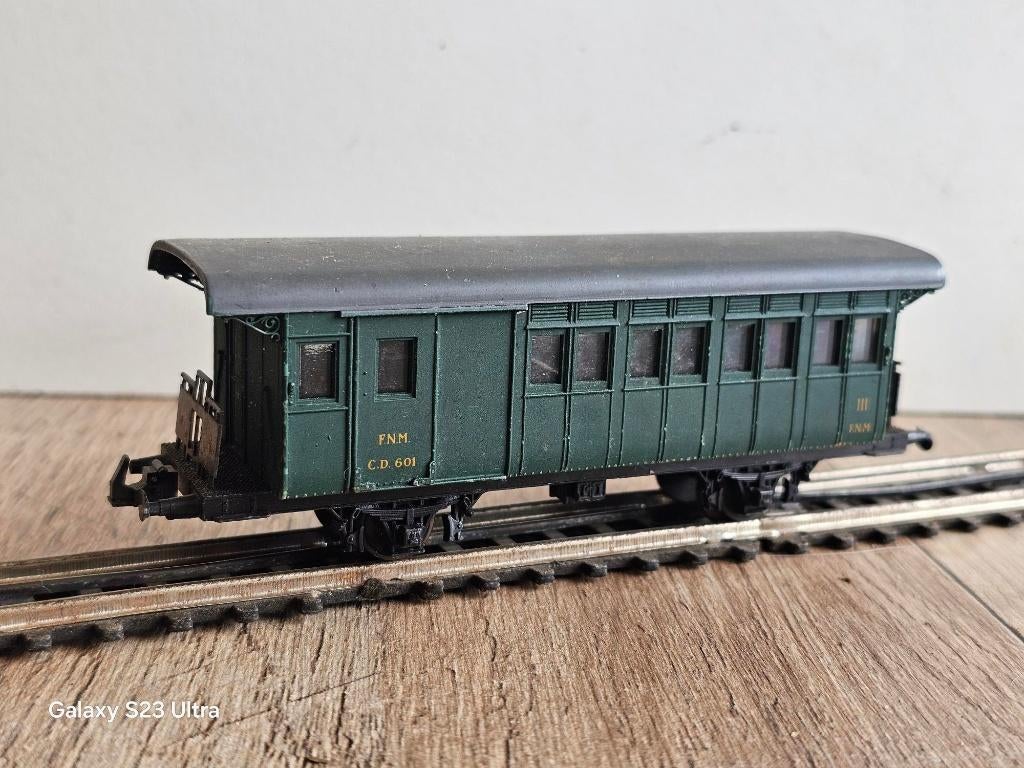 Modeltrein RIVARROSI/TRIX-EXPRESS wagon FS Italiaanse spoorw, Gebruikt, Gelijkstroom, Trix, Wagon