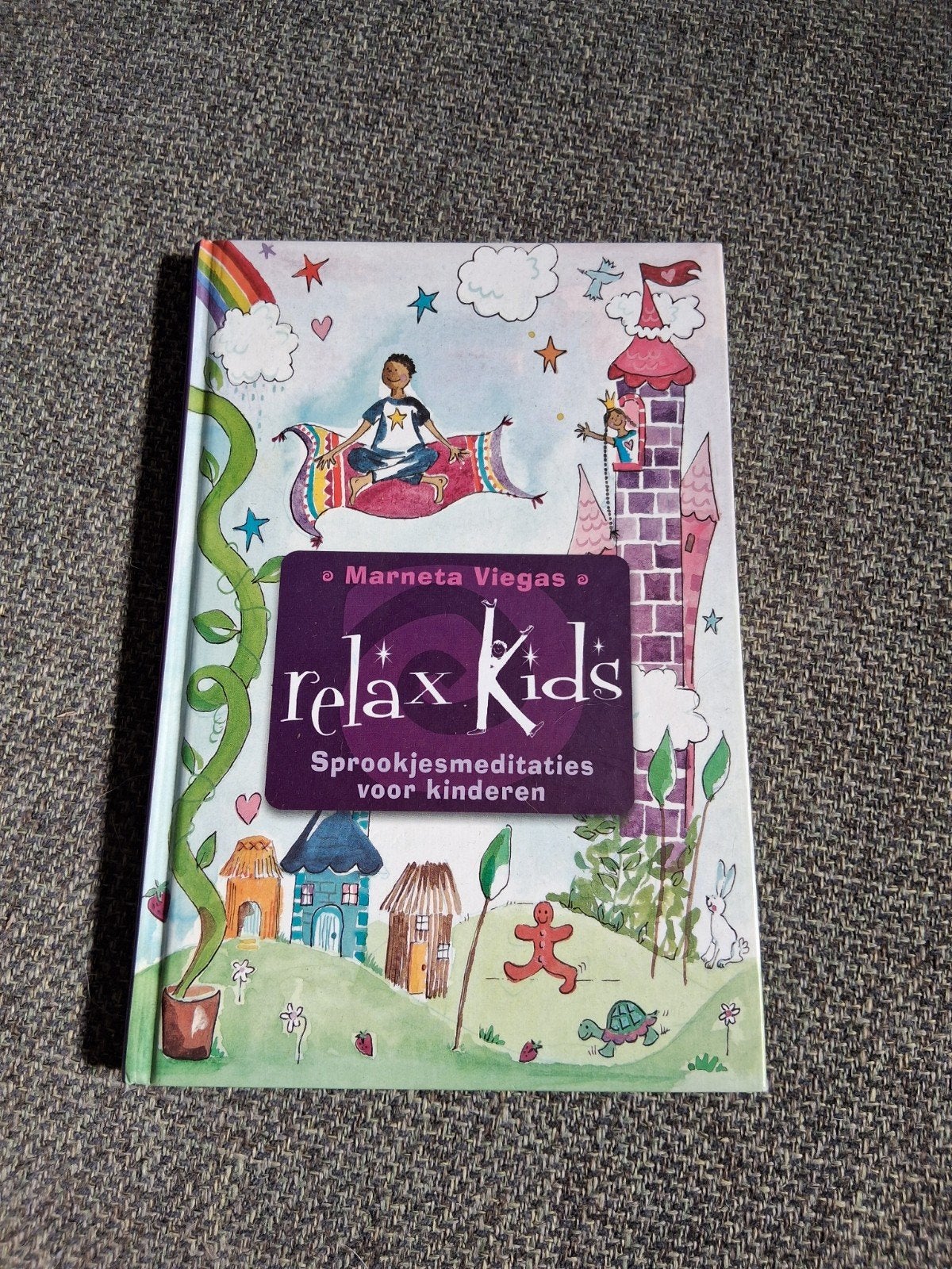 Marneta Viegas - Relax Kids!, Boeken, Meditatie of Yoga, Ophalen of Verzenden, Zo goed als nieuw, Instructieboek