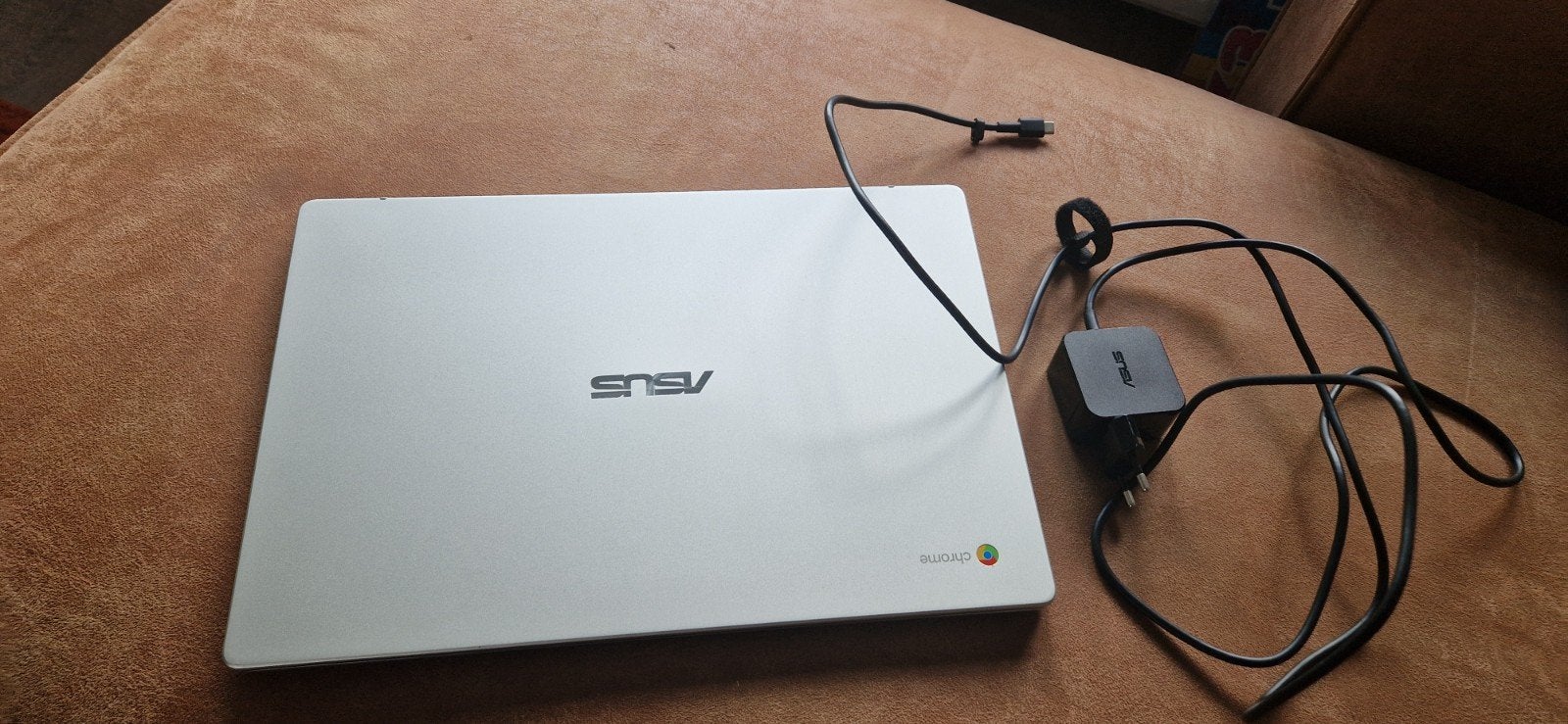 ASUS Chromebook C523N - Accu knippert, gaat niet aan, Ophalen of Verzenden, Niet werkend, ASUS