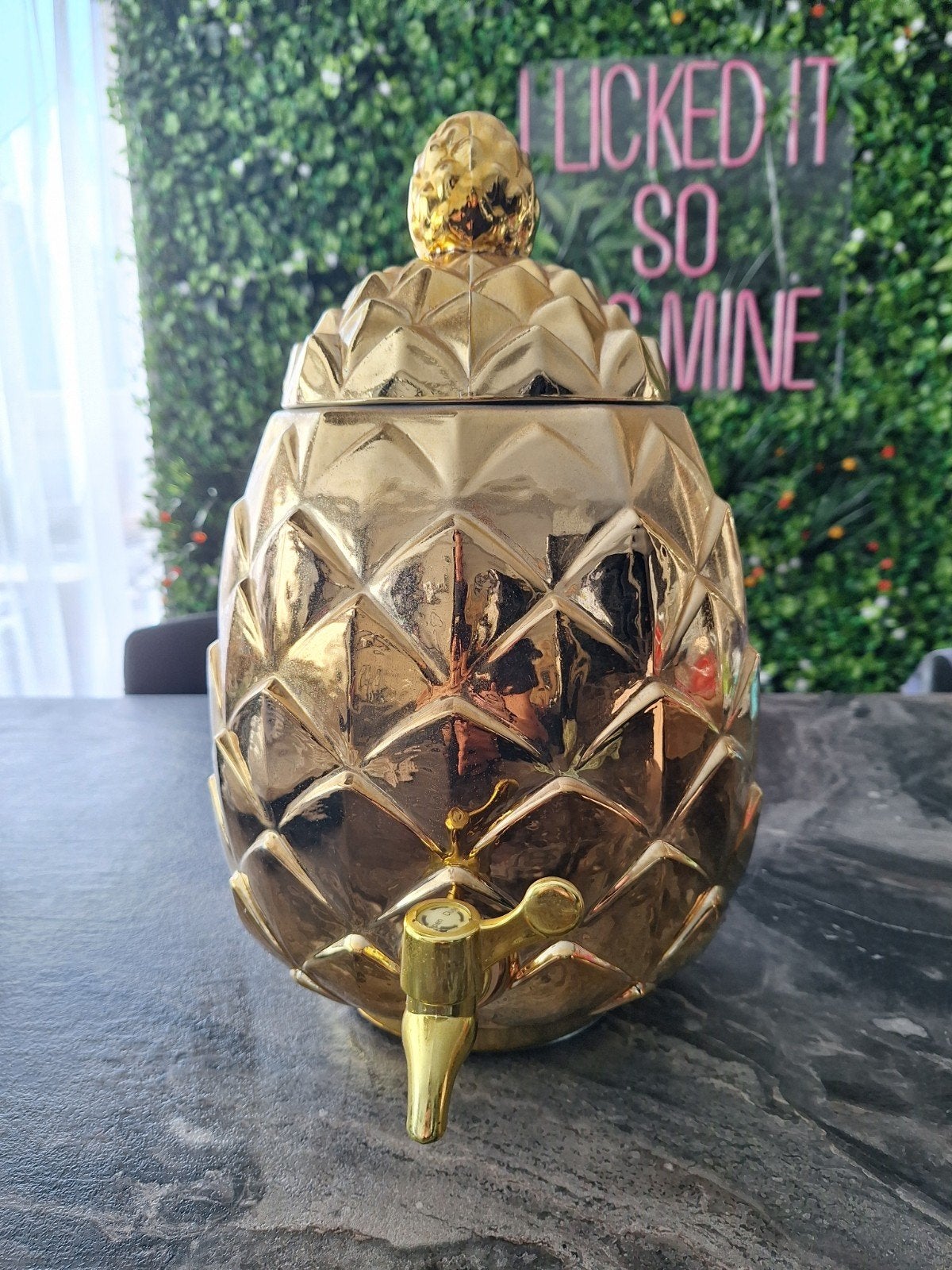 Gouden ananas drankdispenser met kraantje, Ophalen, Gebruikt, Goud, Metaal