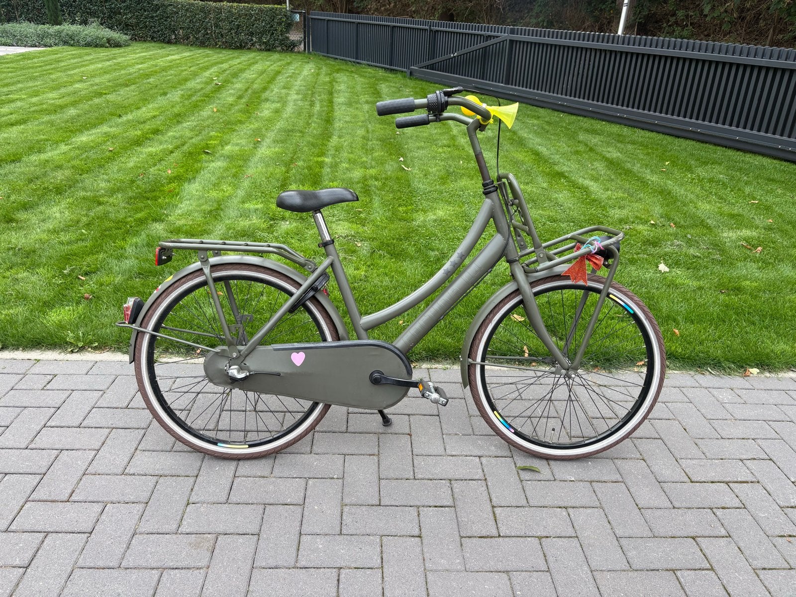 Cortina U4 Transportfiets Kinderfiets 24 inch legergroen, Ophalen, Terugtraprem, Versnellingen, Zo goed als nieuw
