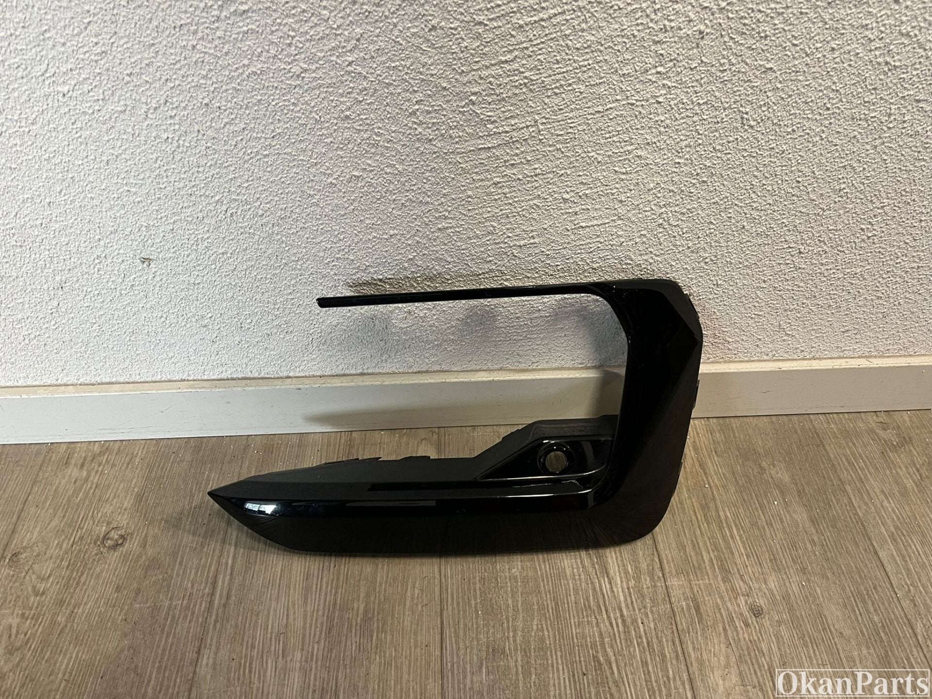 Volkswagen Touran Rechter Voorbumper Sierlijst 5TA853666H