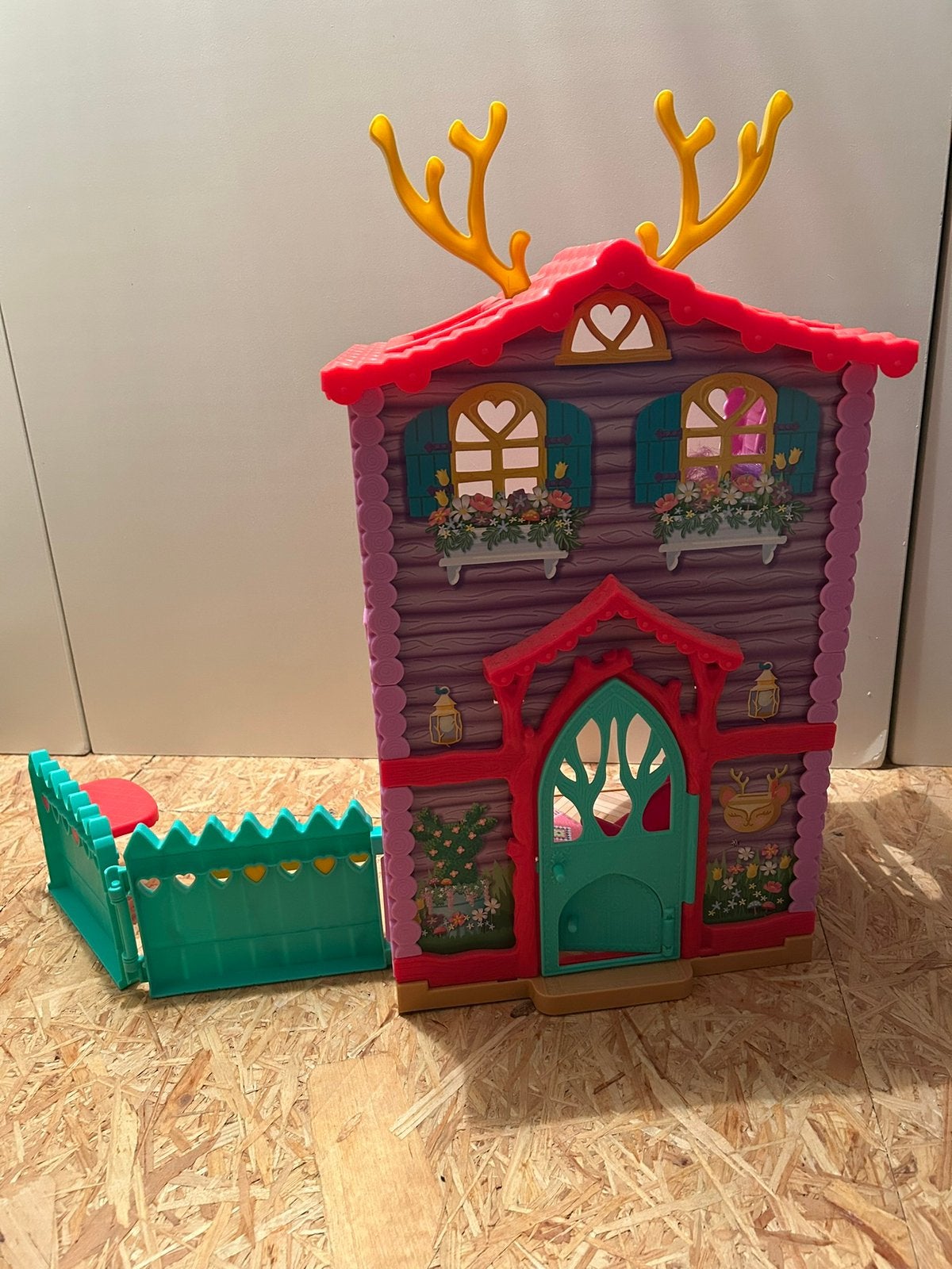 Enchantimals hertenhuis, Ophalen of Verzenden, Zo goed als nieuw, Poppenhuis