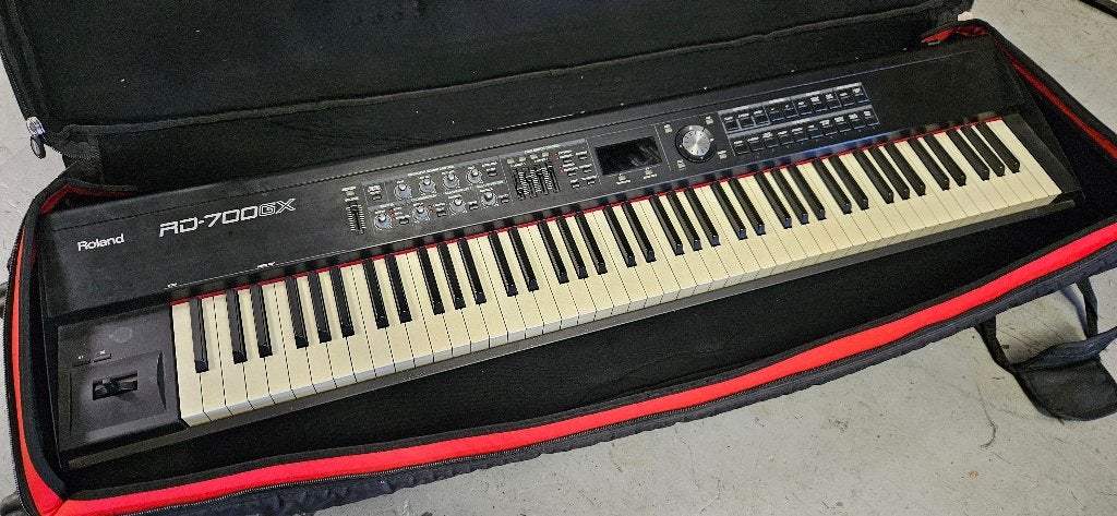 Roland RD-700GX keyboard-stagepiano, Ophalen, Zo goed als nieuw, 88 toetsen, Roland