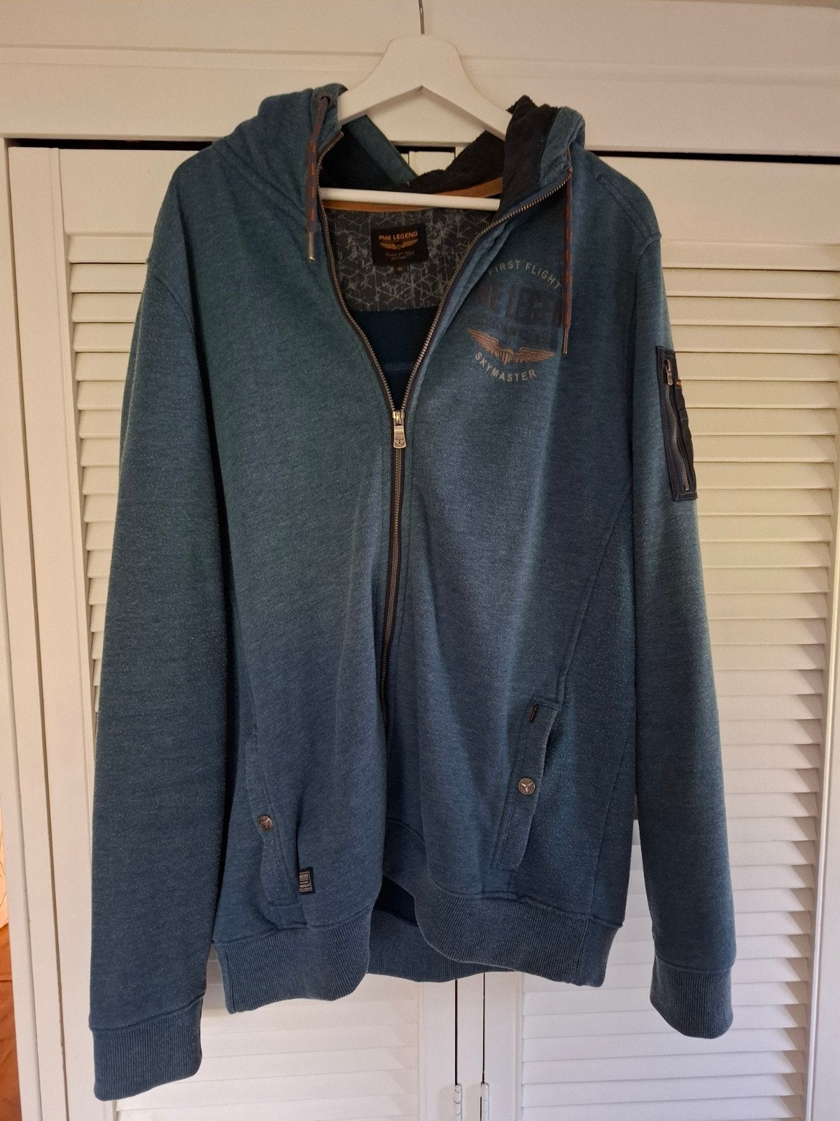 Foto 2 van PME LEGEND vest/hoody maat XL,Blauw.