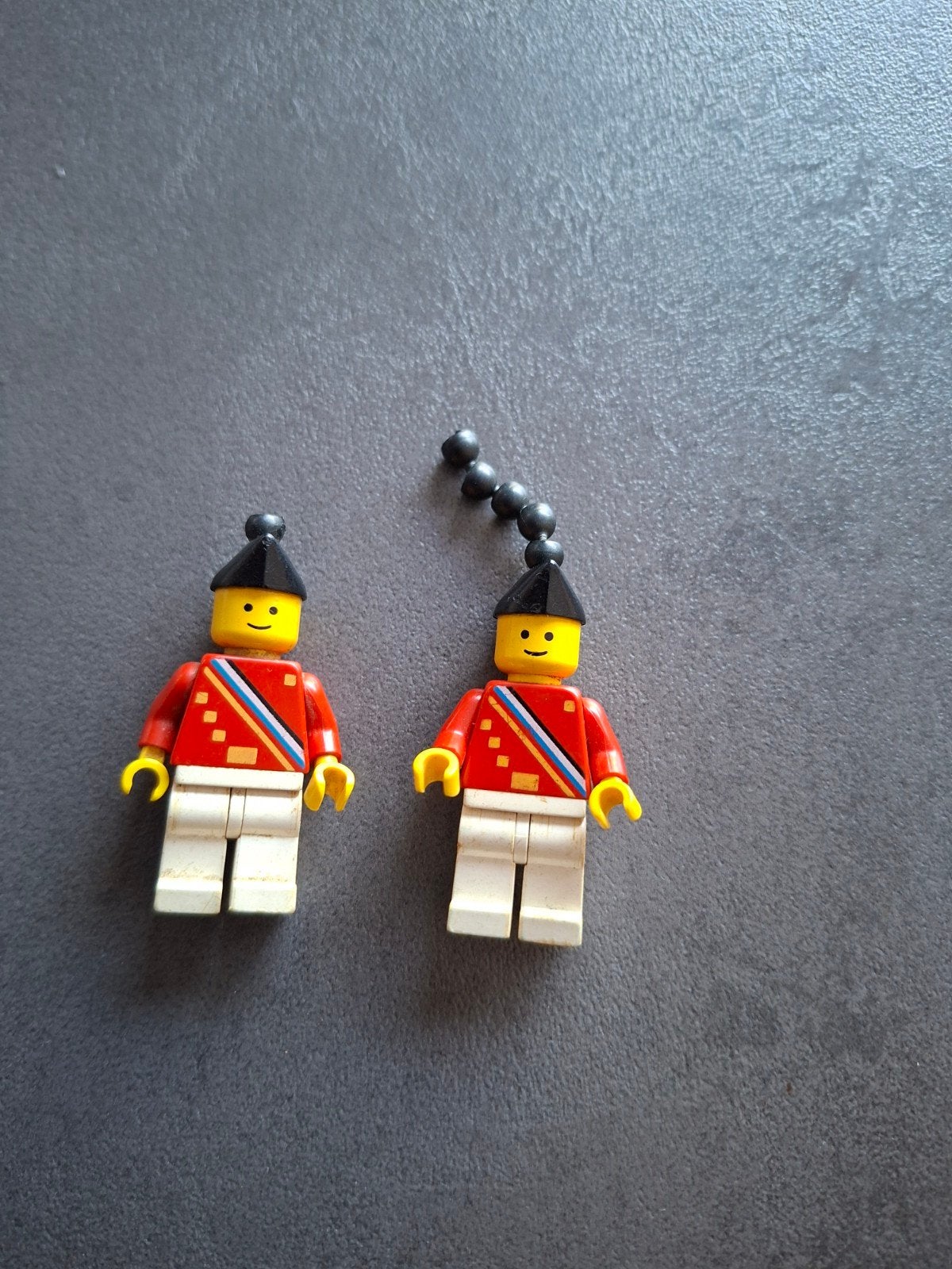 Lego Minifiguren: 2 Soldaten met hoeden, Gebruikt, Lego, Ophalen of Verzenden, Minifiguur