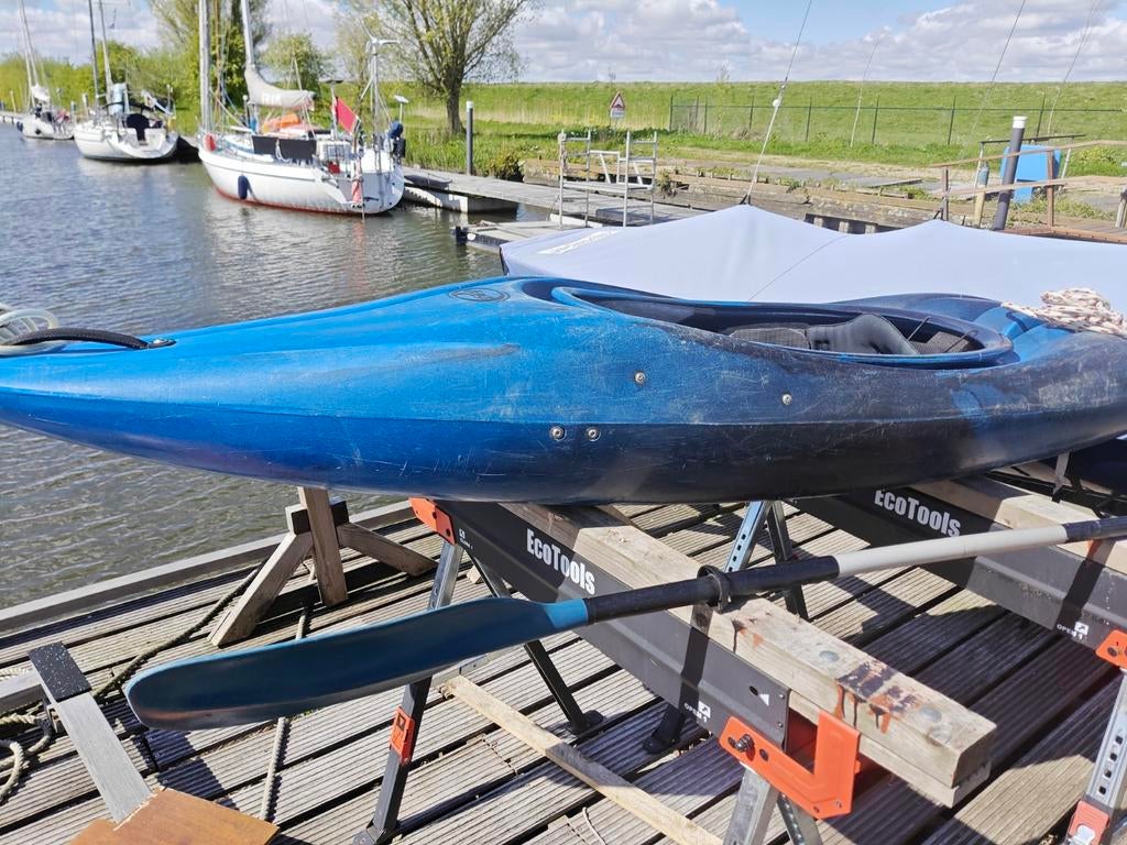 Leuke wildwater kajak, 100 euro, Ophalen, Gebruikt, 1-persoons