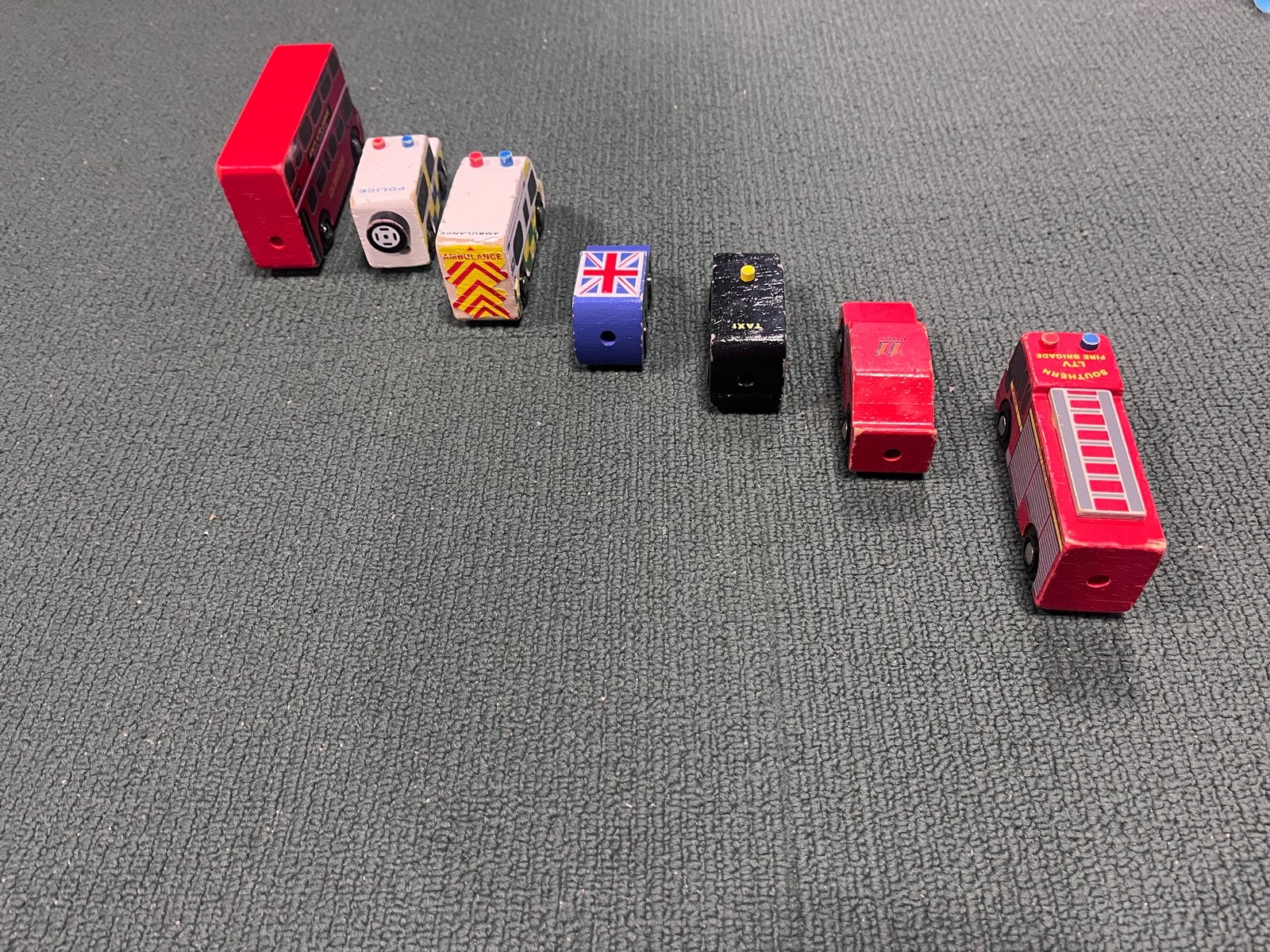 Le Toy Van Houten Engelse Voertuigenset, Ophalen of Verzenden, Gebruikt