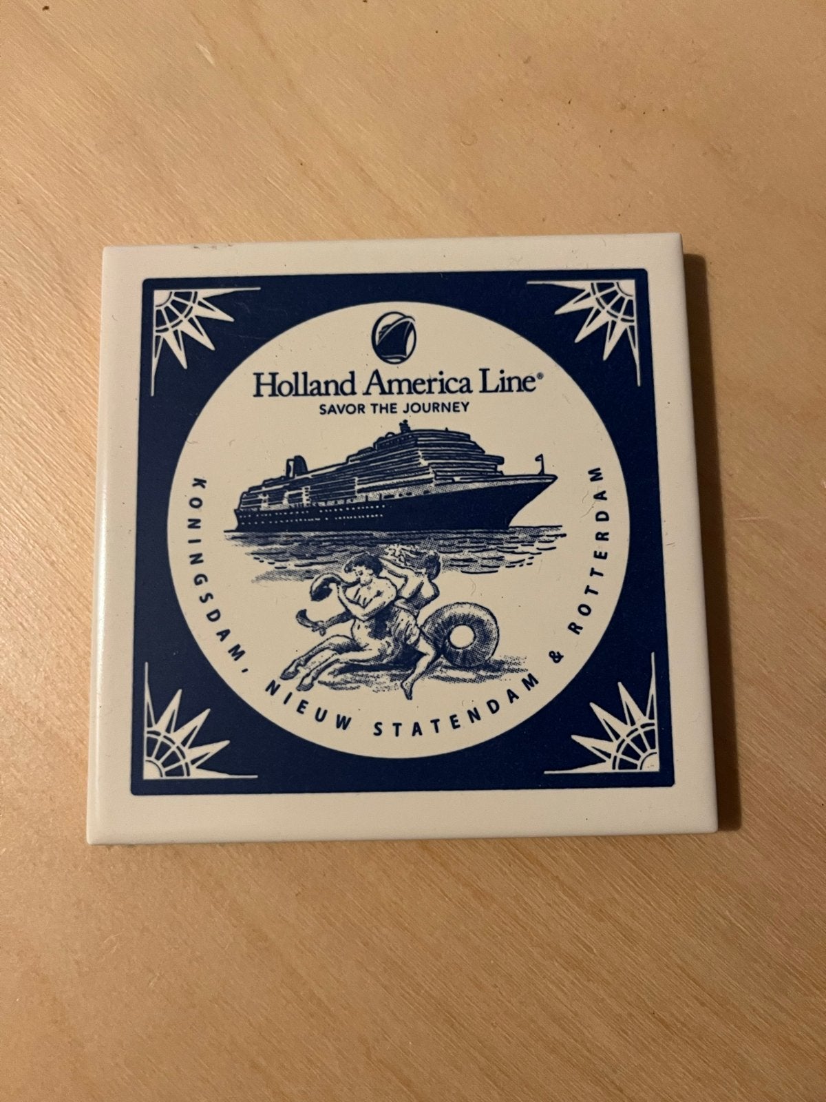 Tegeltje Holland America Line - Koningsdam, Nieuw Statendam, Ophalen of Verzenden, Zo goed als nieuw, Overige typen
