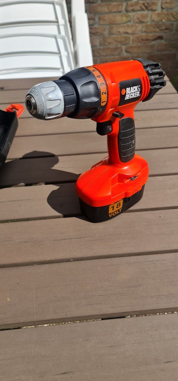 Black & Decker CD18C Boormachine 18V (zonder lader), Ophalen of Verzenden, Gebruikt, Boor- en Schroefmachine, Variabele snelheid
