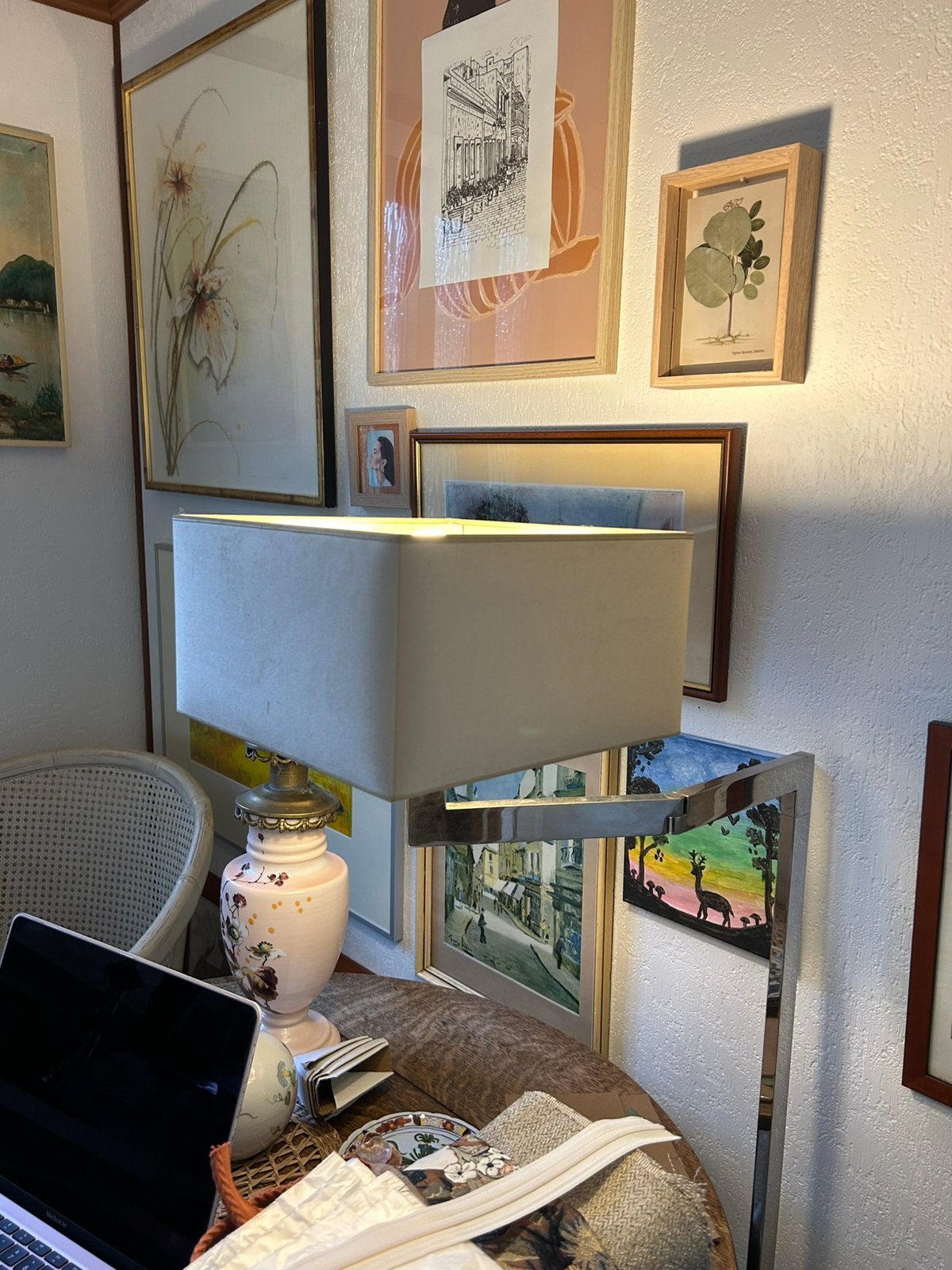 Prachtige Duran vloerlamp met champagne Duran lampenkap, Huis en Inrichting, Ophalen, Gebruikt, 100 tot 150 cm, E27 (groot)