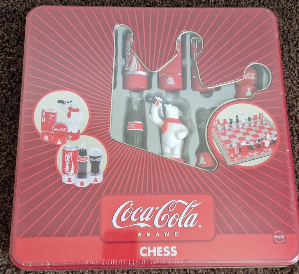Uniek Coca-Cola Schaakspel - Compleet in Blikken Doos, Ophalen of Verzenden, Nieuw, Gebruiksvoorwerp