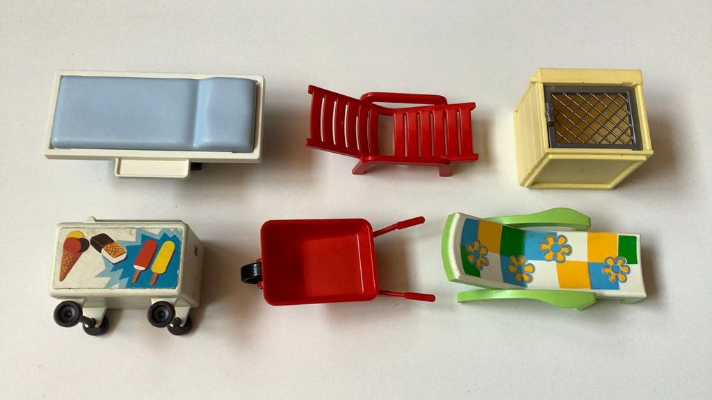 Playmobil onderdelen ligstoel kruiwagen konijnenhok ijskar, Ophalen, Gebruikt, Los playmobil
