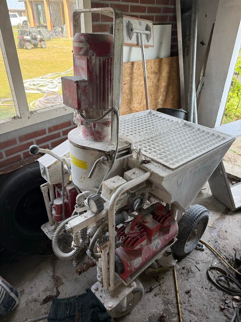 PFT G4 Gipsspuitmachine op krachtstroom met accessoires, Ophalen
