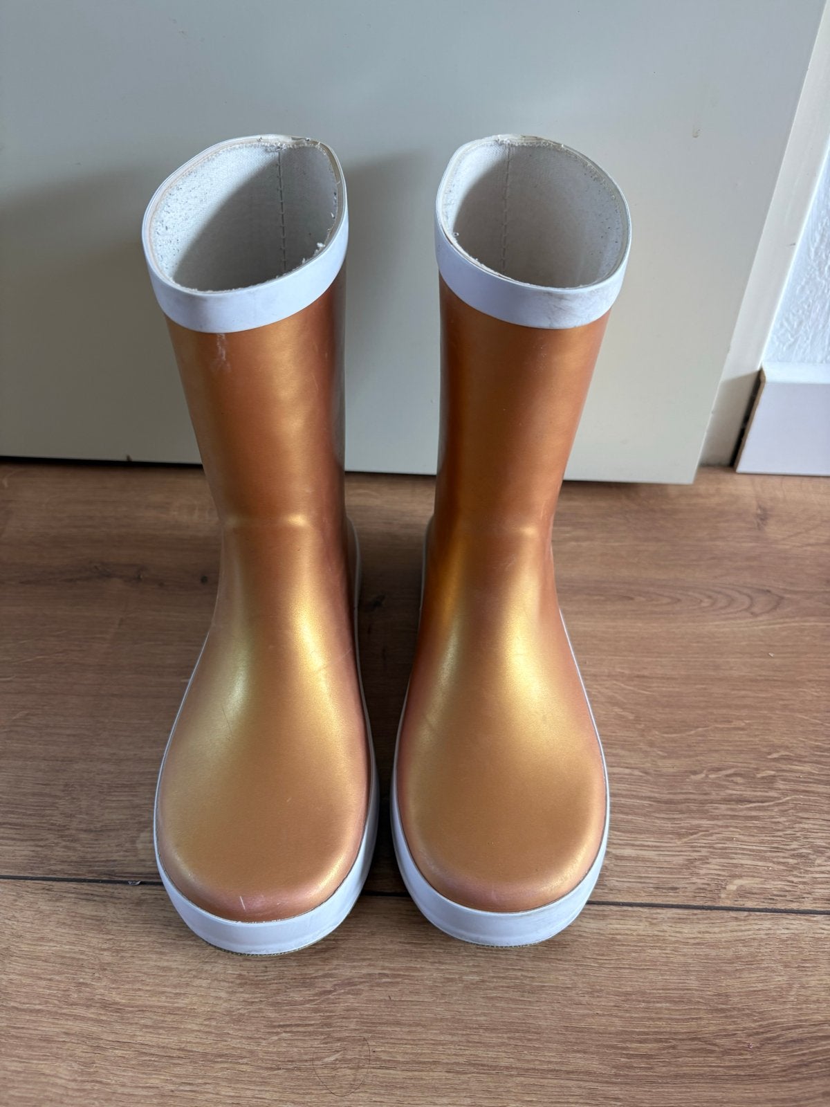 Mountain Peak kinderregenlaarzen - Maat 34 - metallic goud, Ophalen of Verzenden, Gebruikt, Jongen of Meisje
