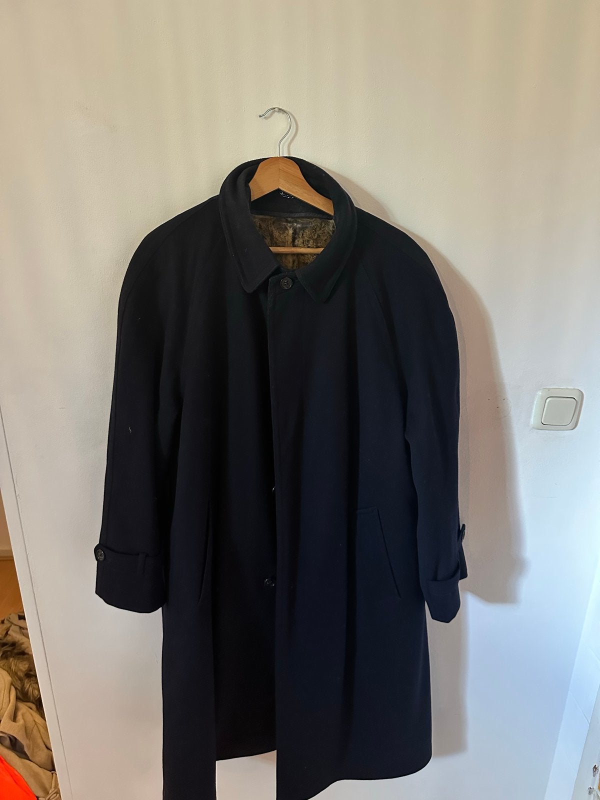 Vintage wollen jas met uitneembare bontvoering, Kleding | Dames, Ophalen of Verzenden, Zo goed als nieuw, Maat 42/44 (L), Zwart