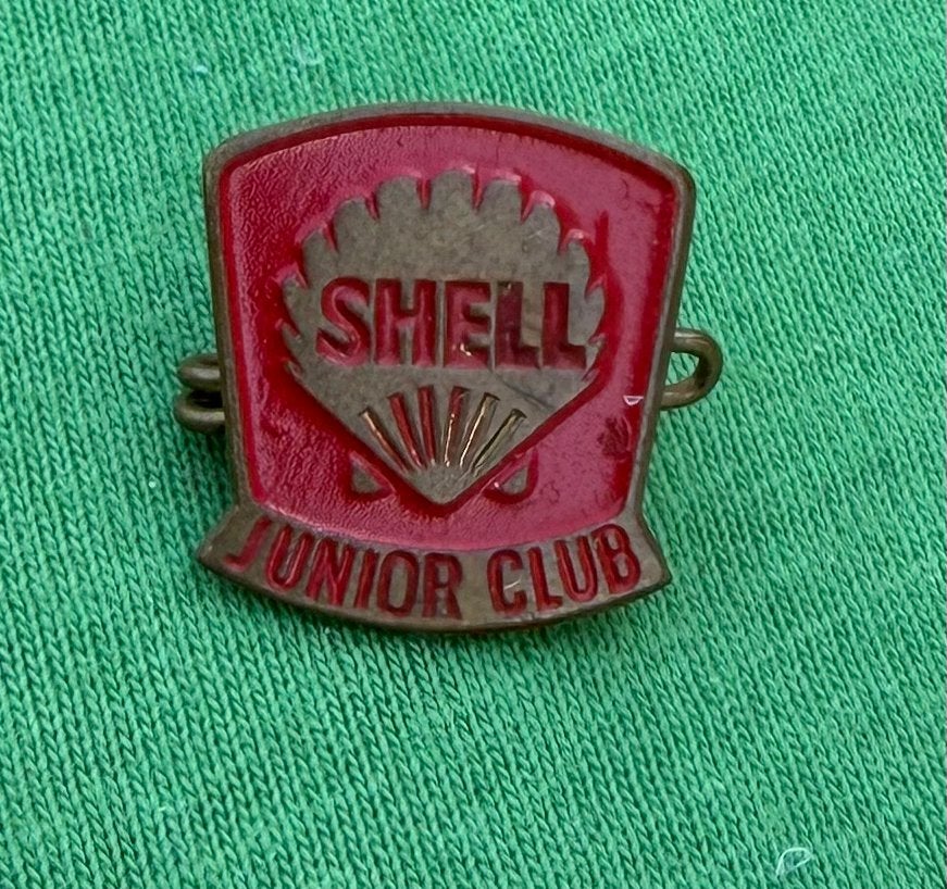 Speldje/broche Shell, Verzamelen, Ophalen of Verzenden, Zo goed als nieuw, Overige onderwerpen